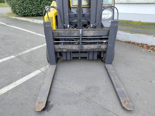 Chariot élévateur latéral multidirectionnel Combilift C4000