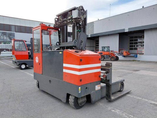 Chariot élévateur latéral multidirectionnel AMLIFT 40-15/55