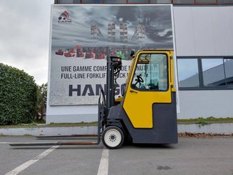 Chariot élévateur latéral multidirectionnel Combilift C4000