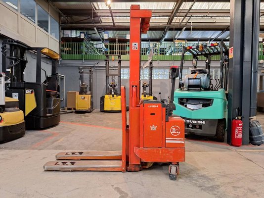 Gerbeur accompagnant BT LSF 1250 EE