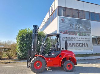 Chariot élévateur tout terrain Hangcha TT30-2