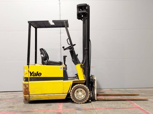 Chariot élévateur électrique Yale ERP15RCF