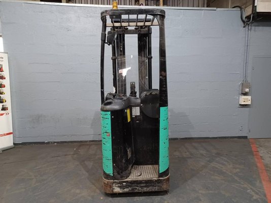 Gerbeur porté debout Caterpillar NSR16N