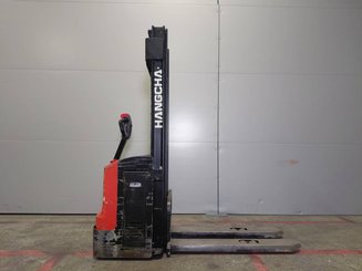 Gerbeur accompagnant Hangcha CDD12-E
