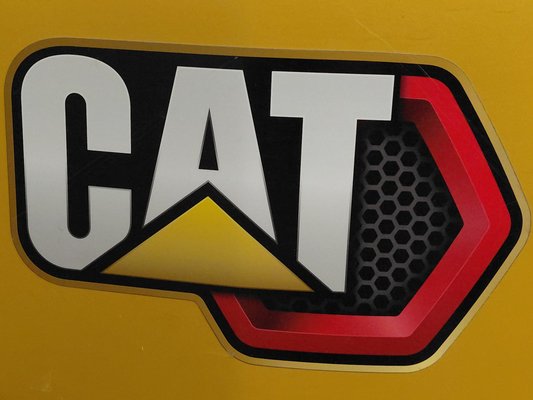 Chariot élévateur frontal 4 roues Caterpillar EP30CN