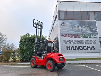 Chariot élévateur tout terrain Hangcha TT18-2