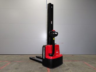 Gerbeur accompagnant Hangcha CDD12-AMC2 