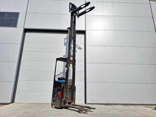 Gerbeur porté debout Caterpillar NSR16NI