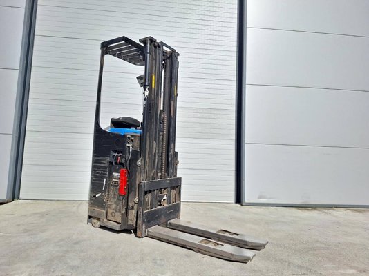 Gerbeur porté debout Caterpillar NSR16NI