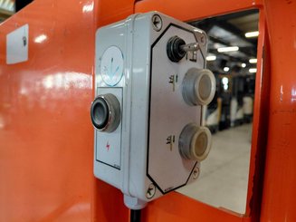 Nacelle à mât vertical JLG TOUCAN DUO