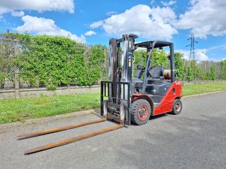 Chariot élévateur frontal 4 roues Hangcha CPYD25