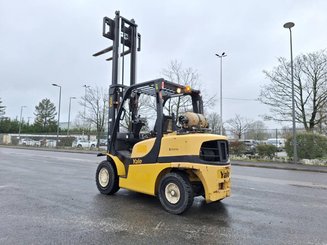 Chariot élévateur frontal 4 roues Yale GLP40VX5