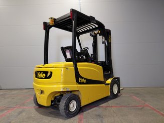 Chariot élévateur électrique Yale ERP35 VL