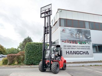 Chariot élévateur tout terrain Hangcha TT35-2 (CPCD35-X2W98E-RT2)