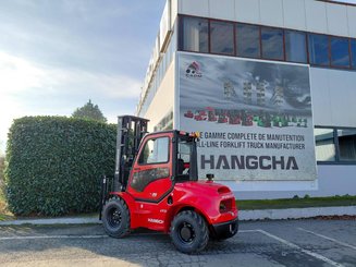 Chariot élévateur tout terrain Hangcha TT35-4 (CPCD35-XW33C-RT4)