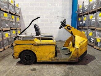 Tracteur de remorquage Charlatte TE206