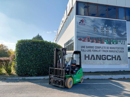 Chariot élévateur frontal 4 roues Hangcha XC25i
