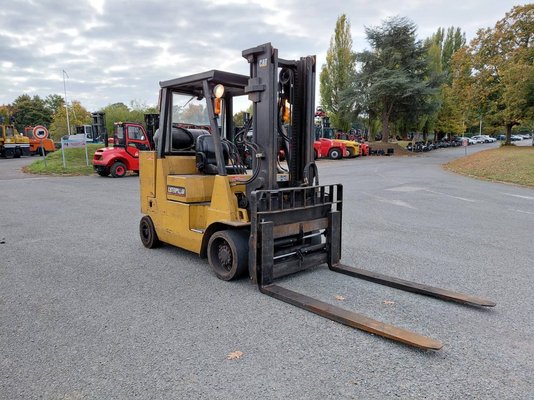 Chariot élévateur frontal 4 roues Caterpillar GC55K