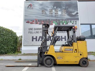 Chariot élévateur frontal 4 roues Caterpillar GC55K