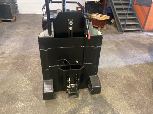 Tracteur industriel Mitsubishi TRB50