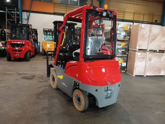 Chariot élévateur frontal 4 roues Hangcha XF15D-2 (CPCD15-X2H7F1)