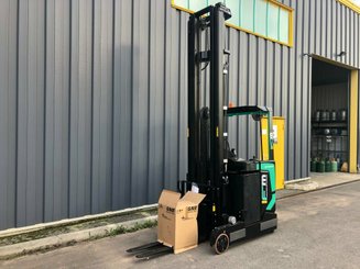 Chariot à mât rétractable Mitsubishi RB14N2HS
