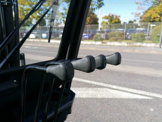 Chariot élévateur frontal 4 roues Hangcha A4W25