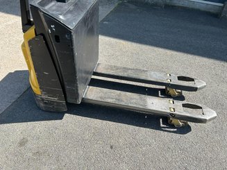 Transpalette électrique Yale MP18