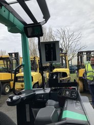 Chariot à mât rétractable Mitsubishi RB16N2HS