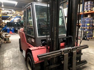 Chariot élévateur frontal 4 roues Dan Truck 9680 GD