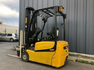 Chariot élévateur électrique Yale ERP16VT