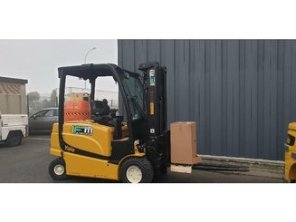 Chariot élévateur électrique Yale ERP30VL
