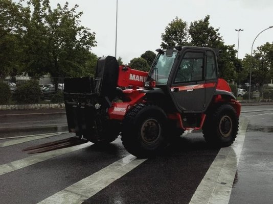 Chariot élévateur télescopique Manitou MVT675T