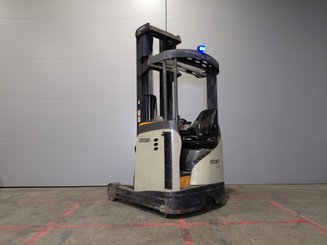 Chariot à mât rétractable Crown ESR 5260