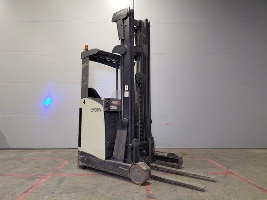 Chariot à mât rétractable - ESR 5260