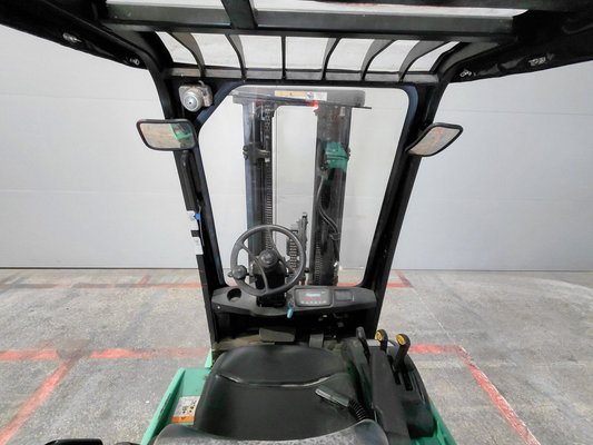 Chariot élévateur frontal 3 roues Yale ERP16 ATF
