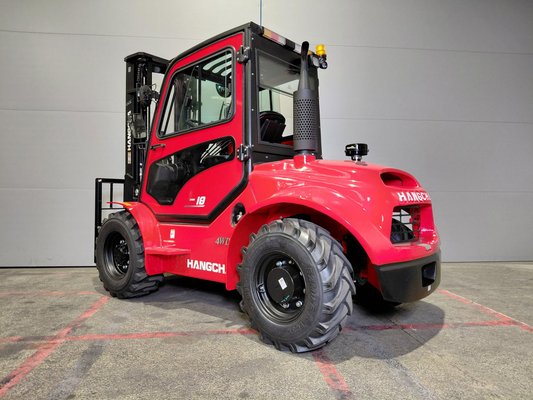 Chariot élévateur tout terrain Hangcha TT18-4  (CPCD18-XW97C-RT4)