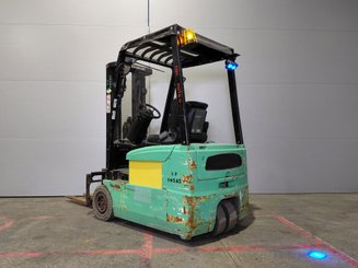 Chariot élévateur frontal 3 roues Yale ERP16 ATF