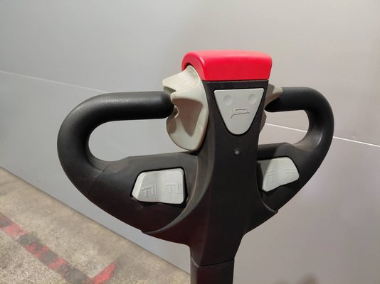 Gerbeur accompagnant Hangcha CDD16-AC1-L
