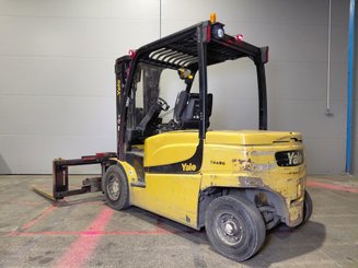 Chariot élévateur frontal 4 roues Yale ERP45VL