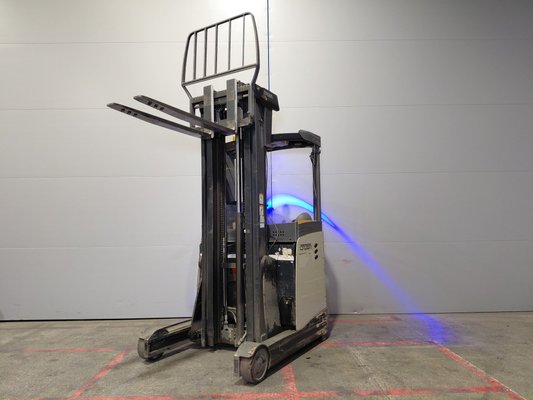 Chariot à mât rétractable Crown ESR 5260