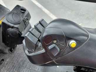 Chariot élévateur frontal 4 roues Caterpillar GP45NTD