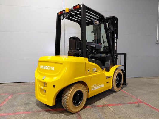 Chariot élévateur frontal 4 roues Hangcha XE30Hi ( CPD30-XEY2H2-SI )