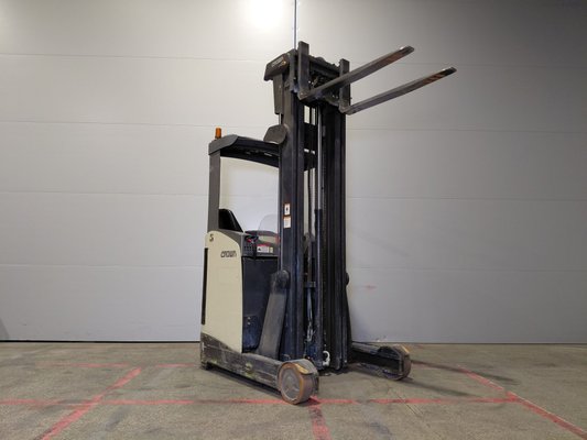 Chariot à mât rétractable Crown ESR 5260