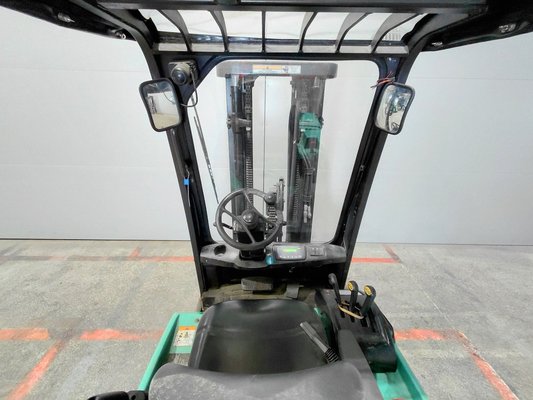 Chariot élévateur frontal 3 roues Yale ERP16 ATF