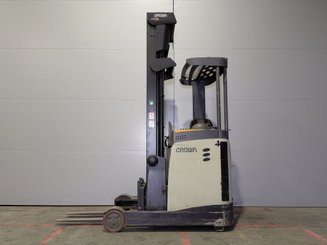 Chariot à mât rétractable Crown ESR 5260