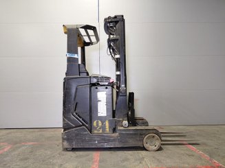 Chariot à mât rétractable Caterpillar NR16N2