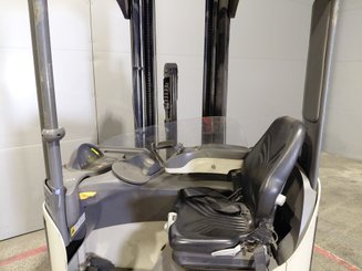 Chariot à mât rétractable Crown ESR 5260