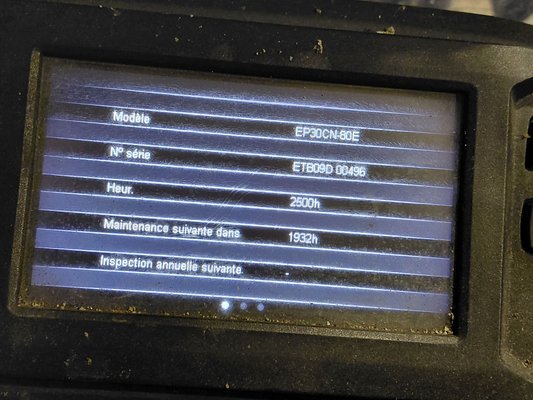 Chariot élévateur frontal 4 roues Caterpillar EP30CN