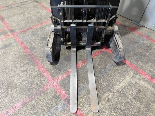 Chariot à mât rétractable Mitsubishi RB14N2L